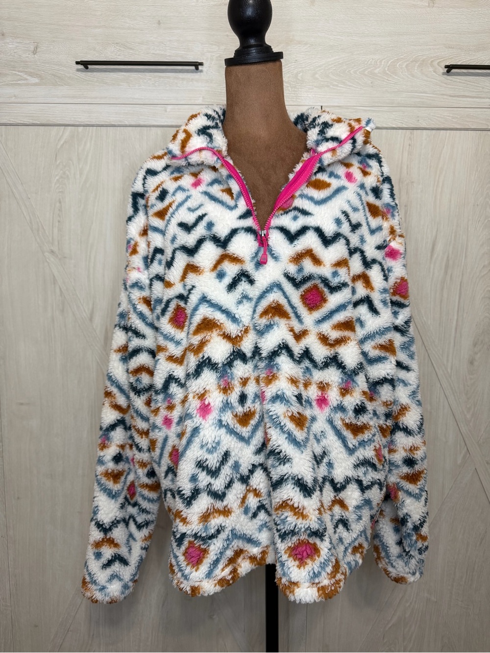 Eddie Bauer Cozy Aztec Sherpa Pullover Hoodie - White with Pink & Brown Accents